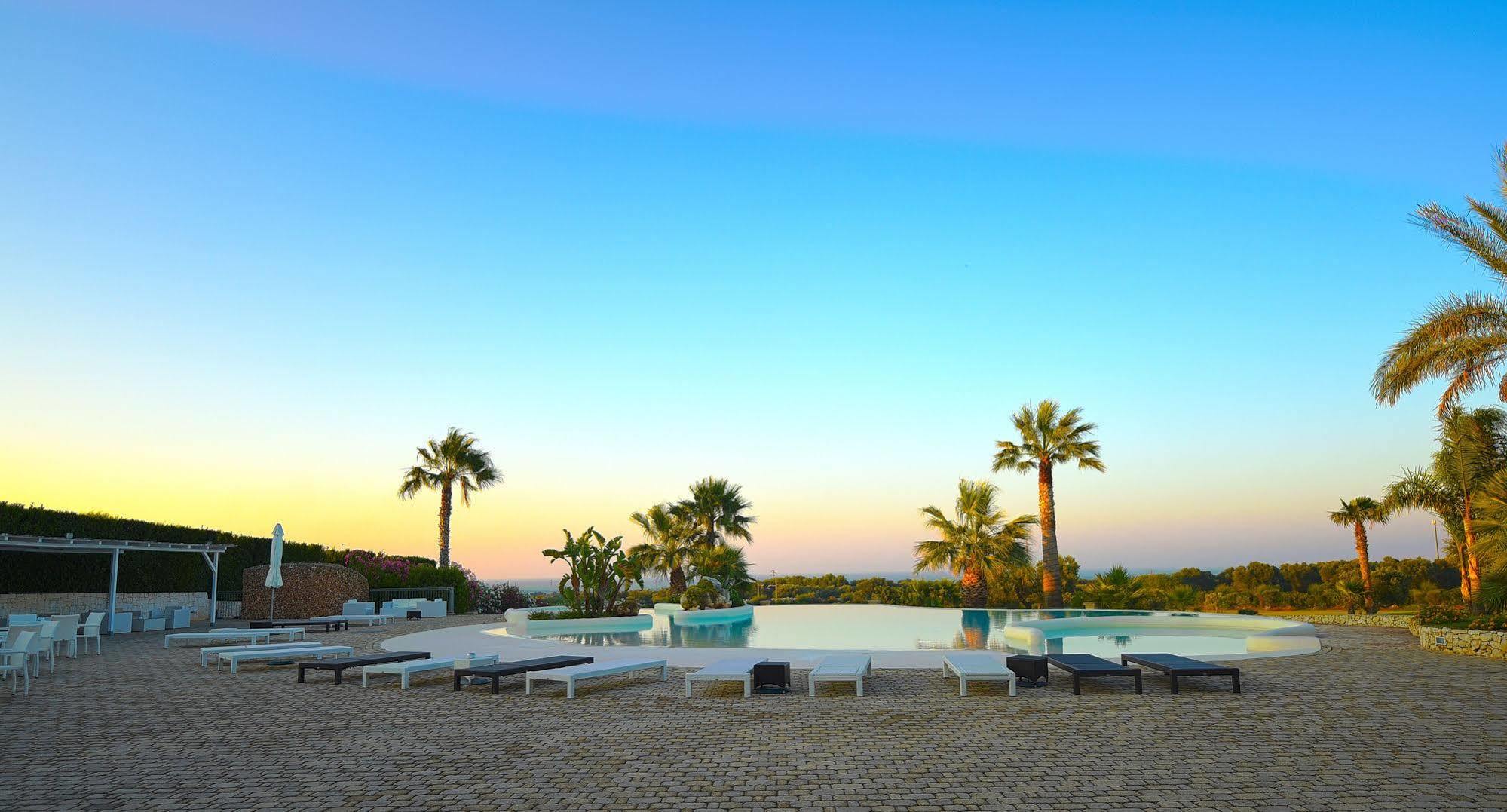 Relais Masseria Caselli Carovigno Buitenkant foto